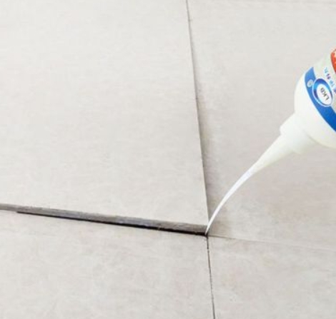 西畴瓷砖空鼓维修公司分享卫生间瓷砖脱落的原因可能有以下几点